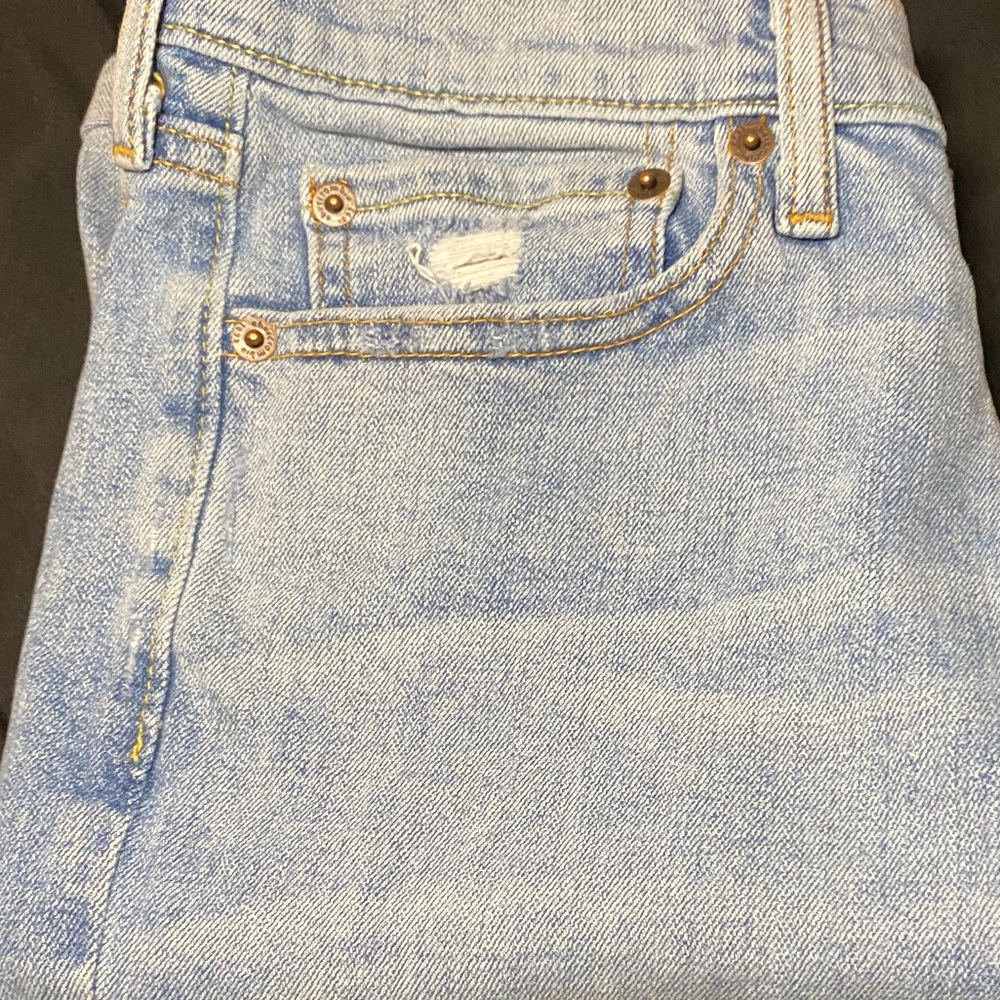 Light jean shorts
